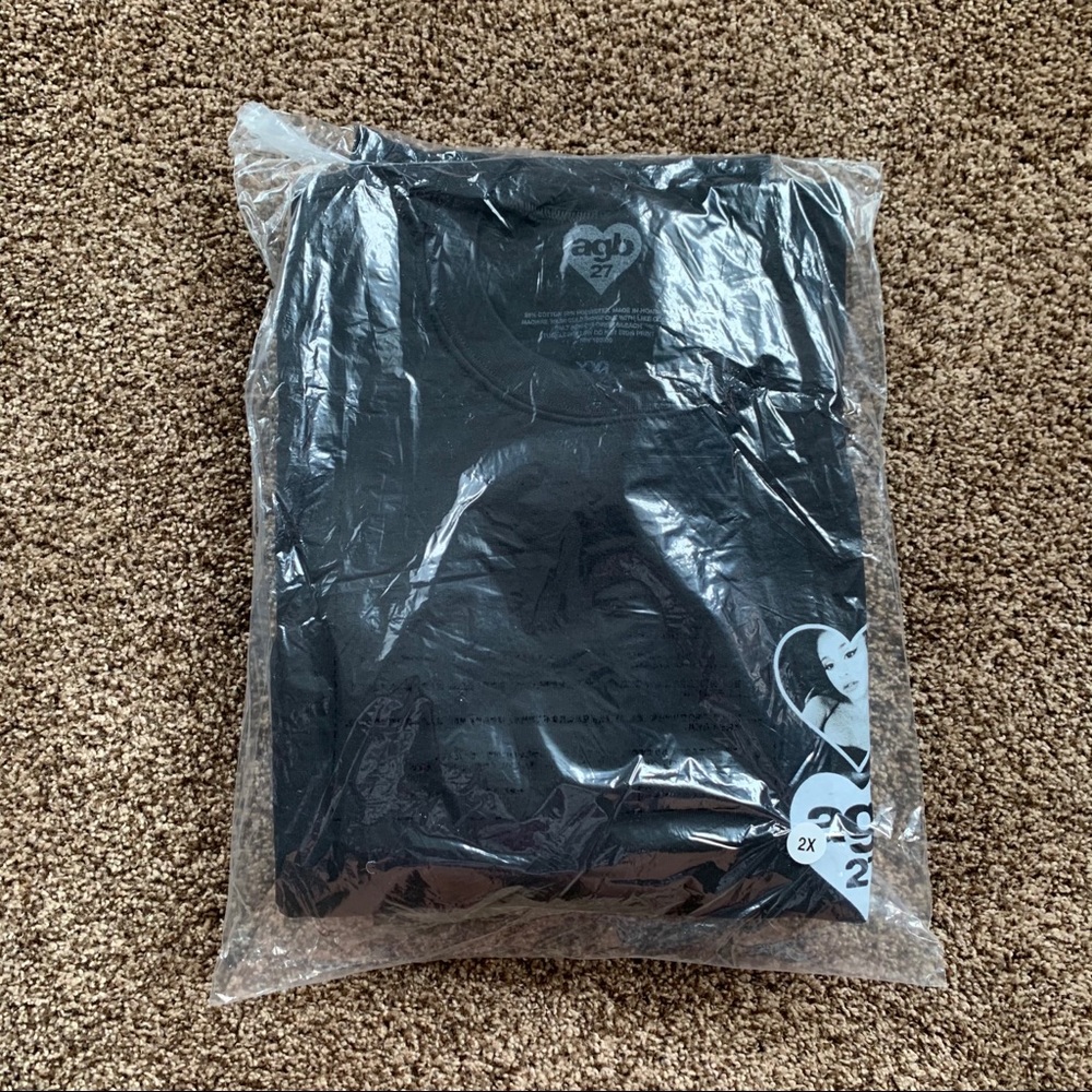 NEW Ariana Grande AG27 Crewneck - Picture 9 of 13